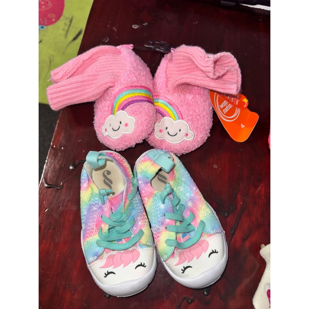 Girls shoes size 4-5c